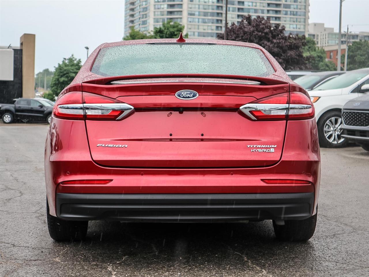 2019 Ford Fusion Hybrid HYBRID TITANIUM| LEATHER|ROOF|NAV| ADAPTIVE CRUISE Photo4
