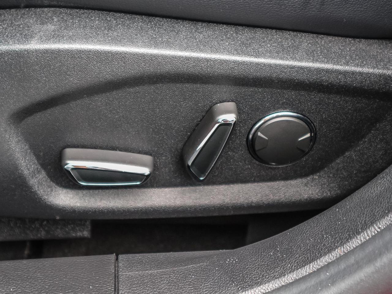 2019 Ford Fusion Hybrid HYBRID TITANIUM| LEATHER|ROOF|NAV| ADAPTIVE CRUISE Photo