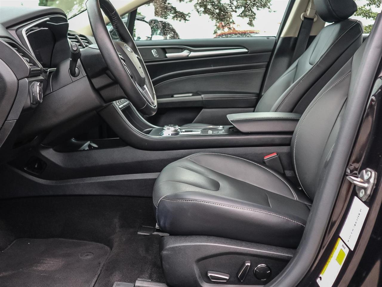 2019 Ford Fusion Hybrid HYBRID TITANIUM| LEATHER|ROOF|NAV| ADAPTIVE CRUISE Photo