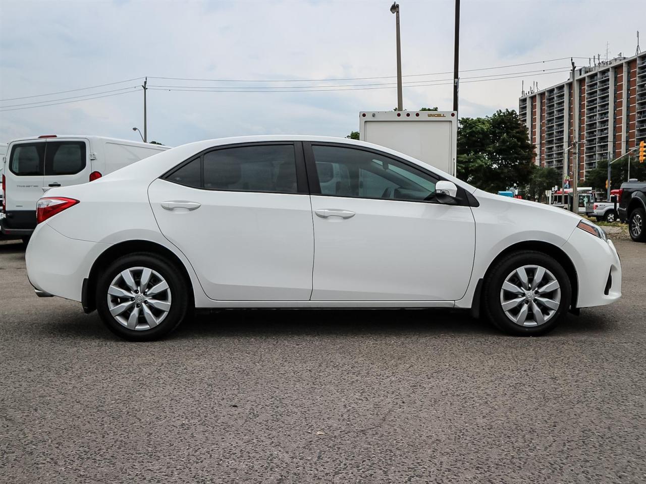 2016 Toyota Corolla S| HEATED SEATS| BLUETOOTH| TOUCH SCREEN Photo3