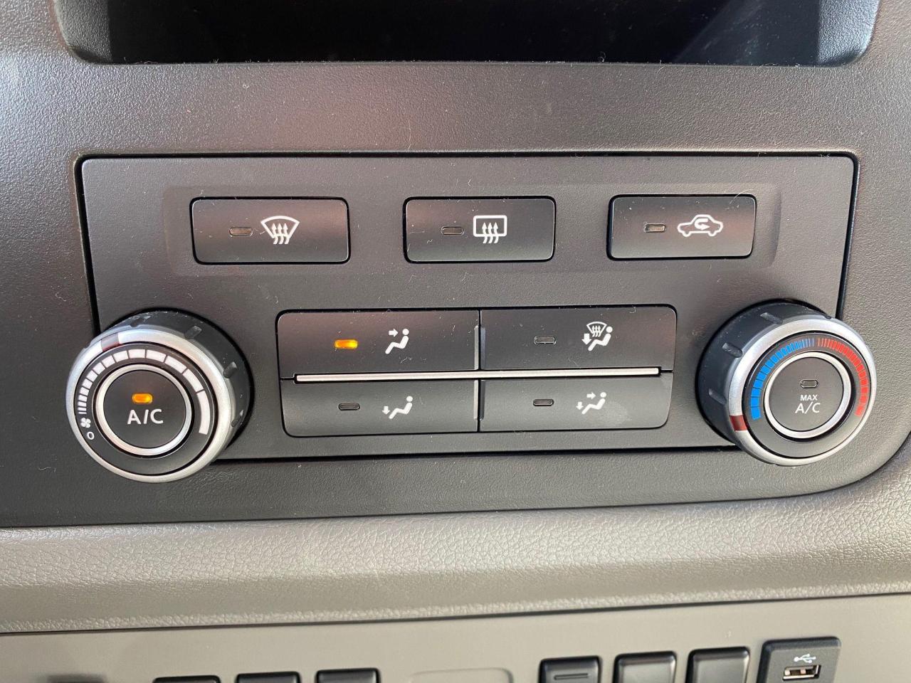 2016 Nissan NV 2500 No Accidents, Bluetootg, Back-Up Camera - Photo #11