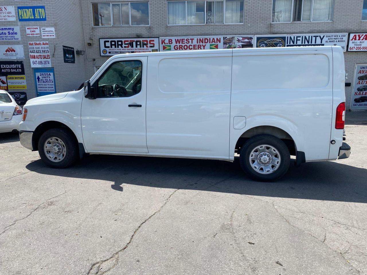 2016 Nissan NV 2500 No Accidents, Bluetootg, Back-Up Camera Photo3