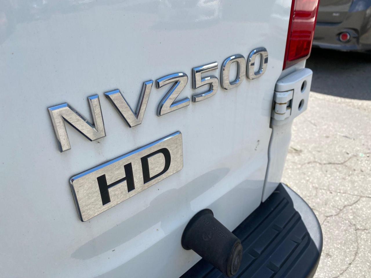 2016 Nissan NV 2500 No Accidents, Bluetootg, Back-Up Camera - Photo #10