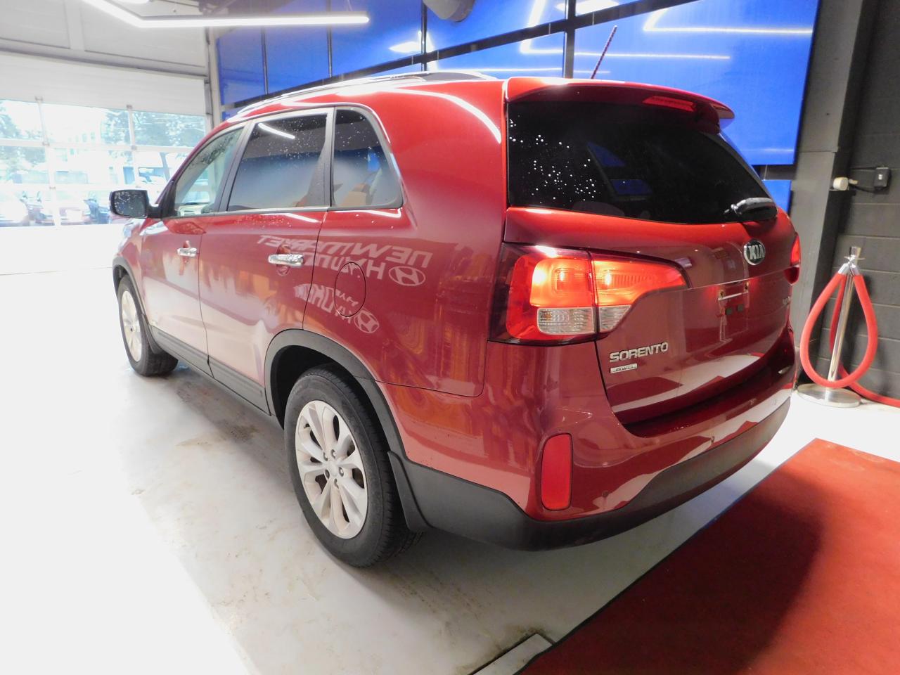 2014 Kia Sorento EX+ V6 AWD Sunroof Photo