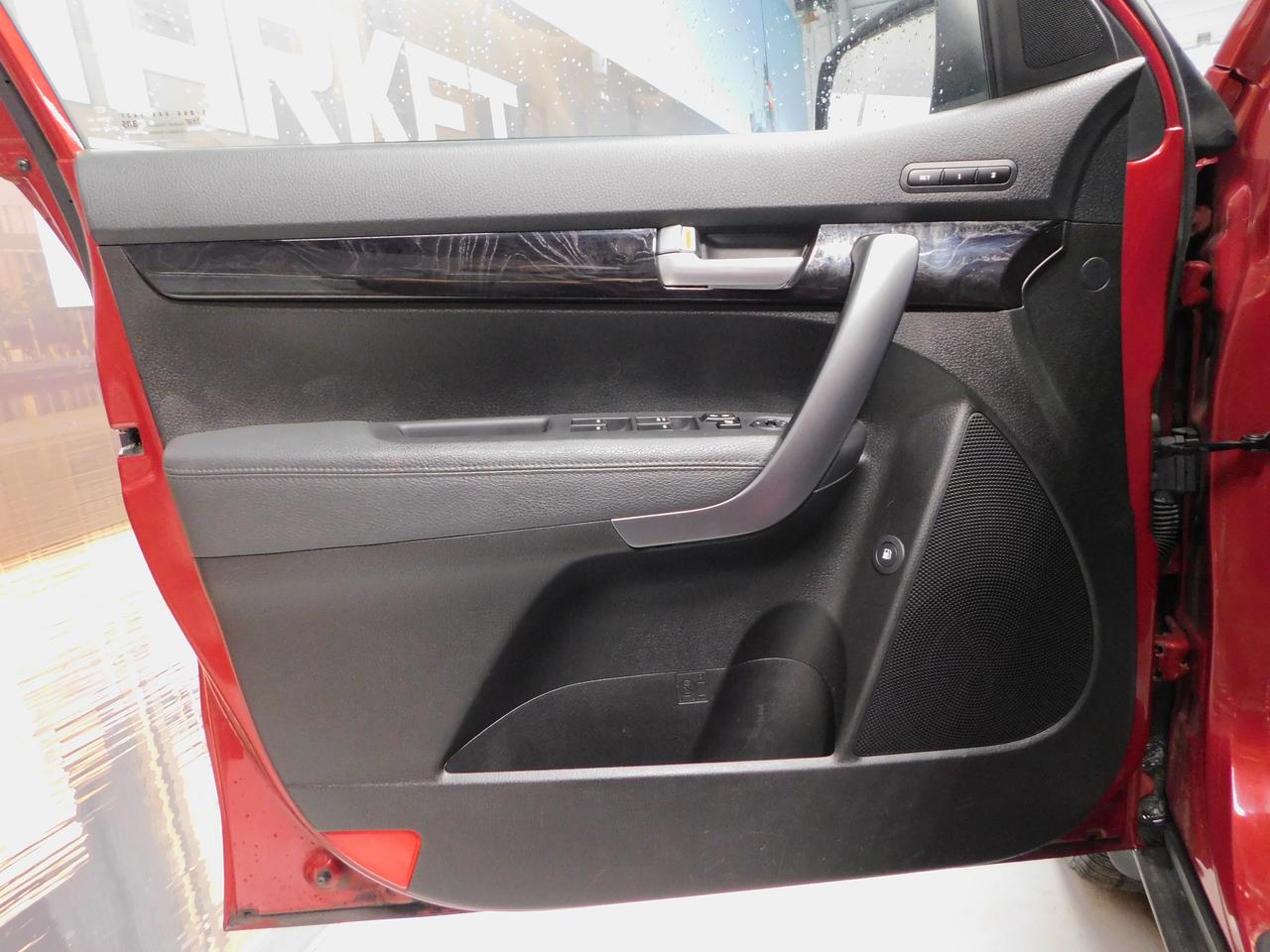 2014 Kia Sorento EX+ V6 AWD Sunroof Photo