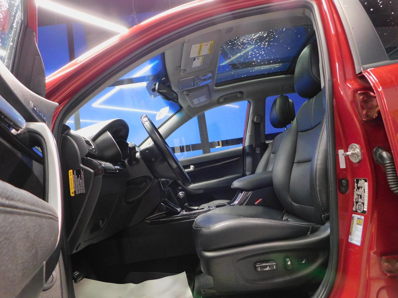 2014 Kia Sorento EX+ V6 AWD Sunroof Photo