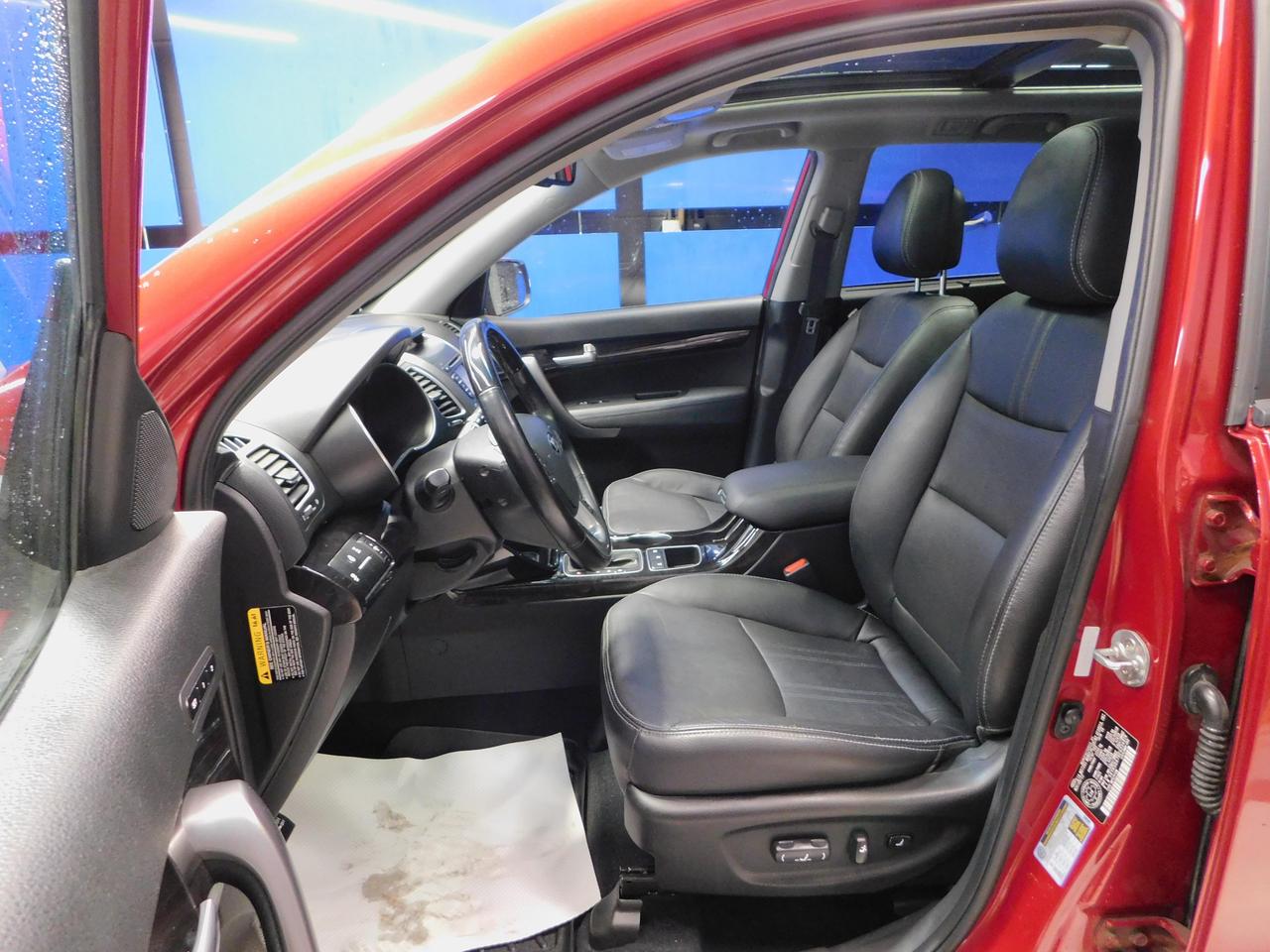 2014 Kia Sorento EX+ V6 AWD Sunroof Photo