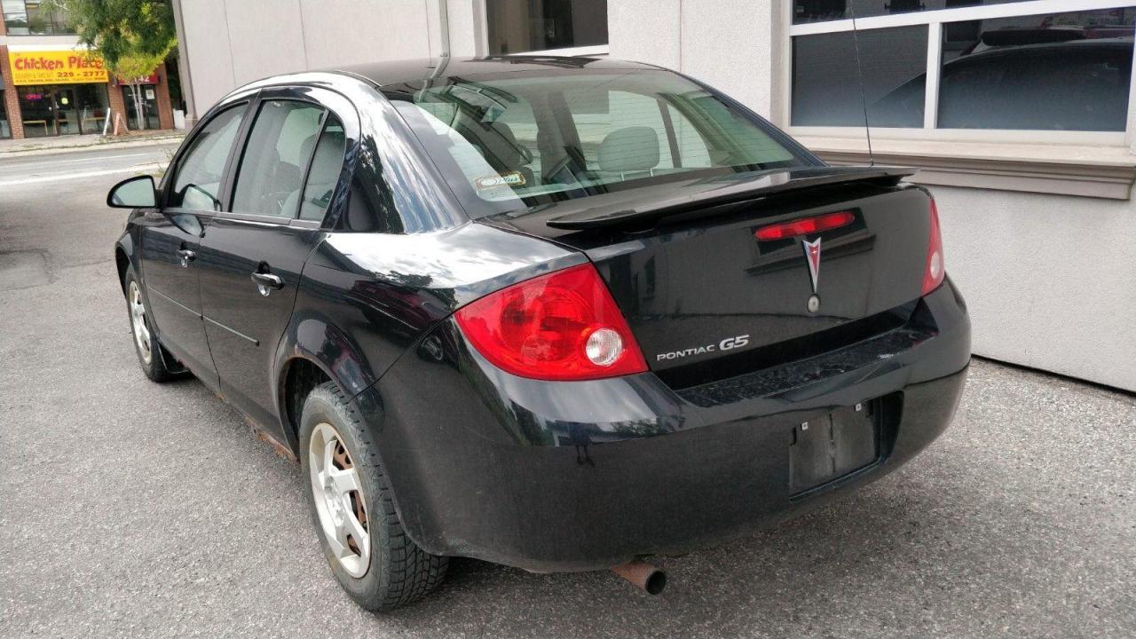 2005 Pontiac G5  - Photo #3