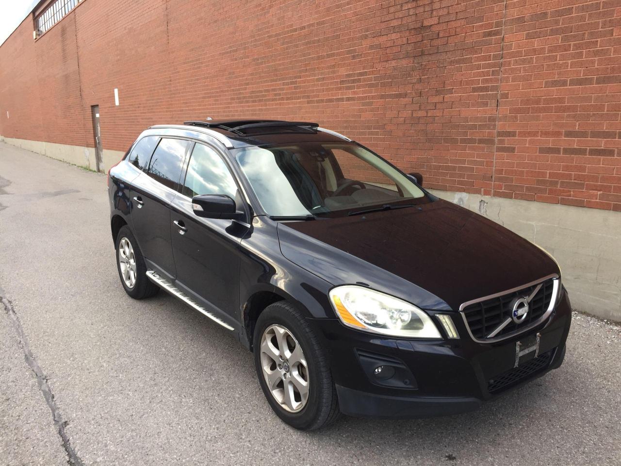 2010 Volvo XC60 T6 - Photo #2