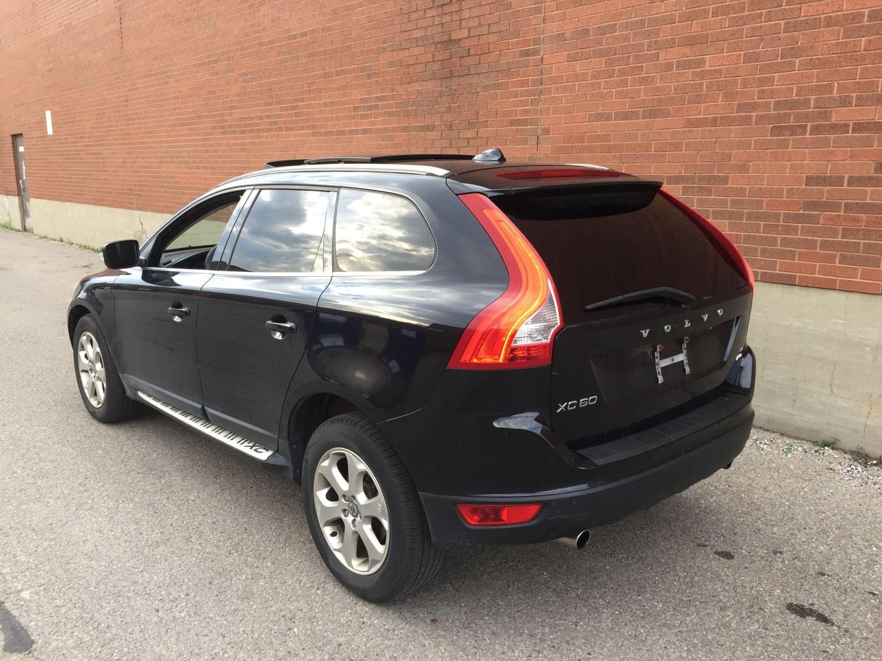 2010 Volvo XC60 T6 - Photo #6
