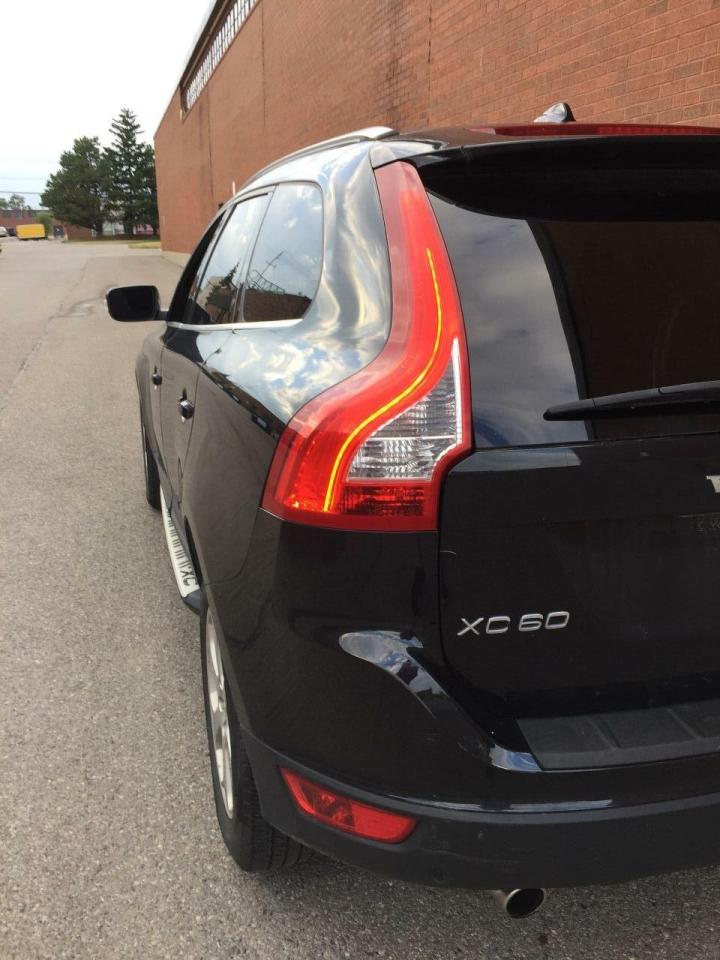 2010 Volvo XC60 T6 - Photo #14