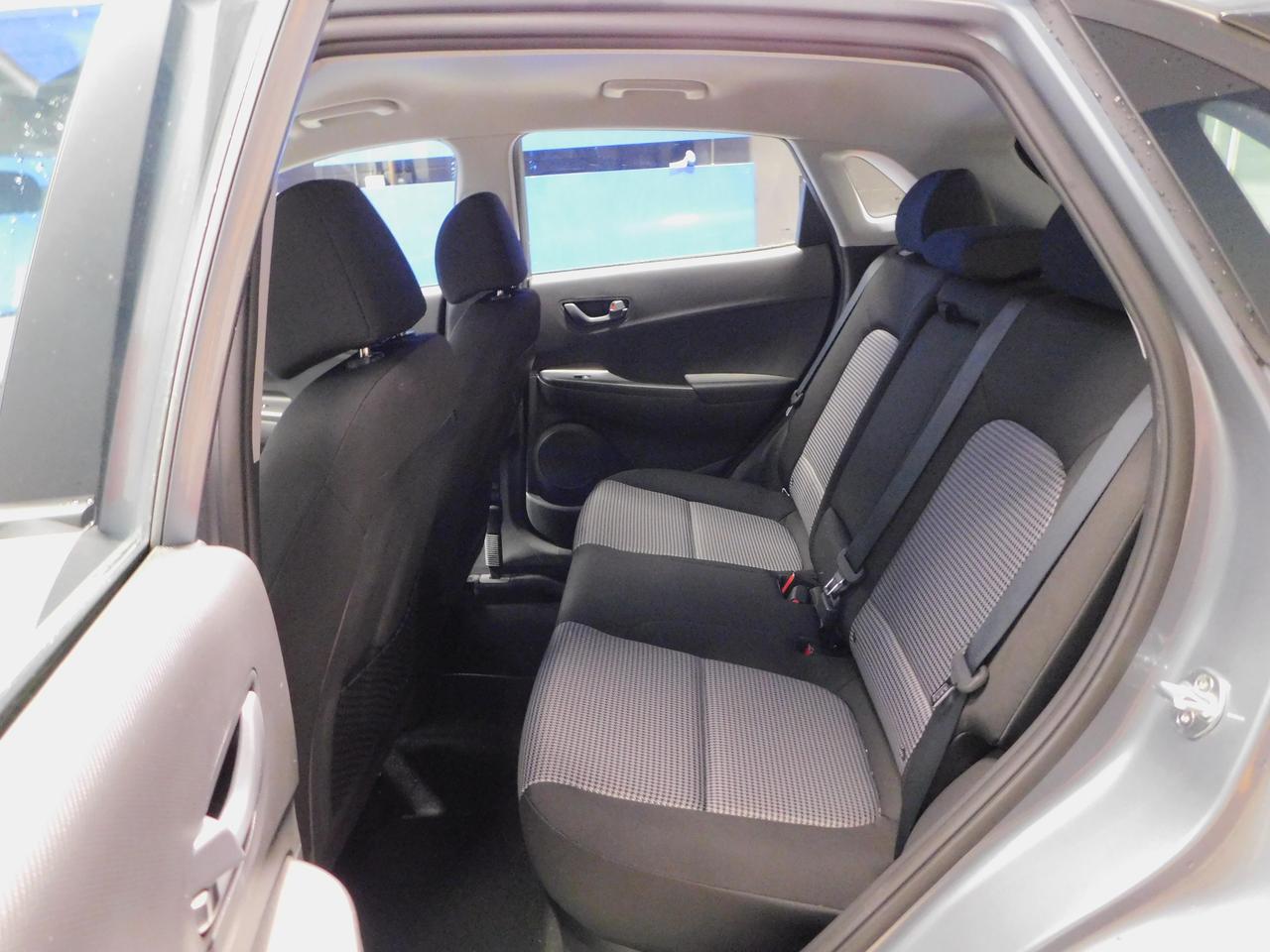 2020 Hyundai KONA Essential AWD Photo