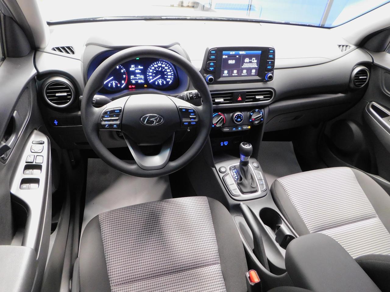 2020 Hyundai KONA Essential AWD Photo