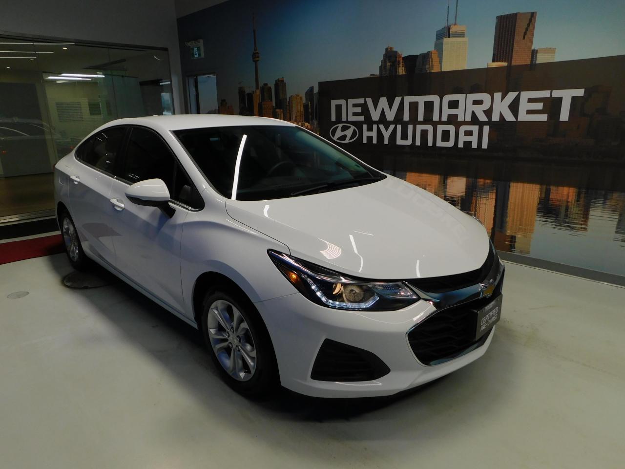 2019 Chevrolet Cruze LT Photo