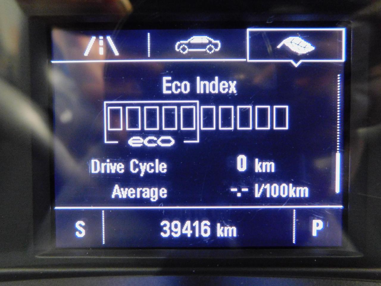 2019 Chevrolet Cruze LT Photo