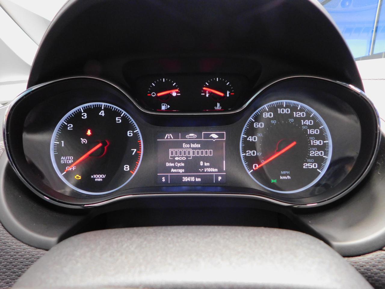 2019 Chevrolet Cruze LT Photo