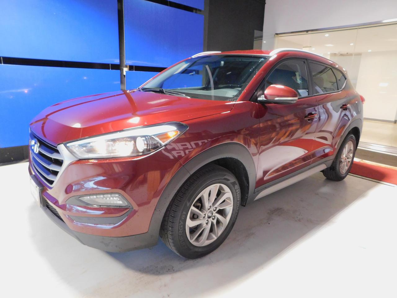 2017 Hyundai Tucson Premium Finance @ 0.99% O.A.C Photo