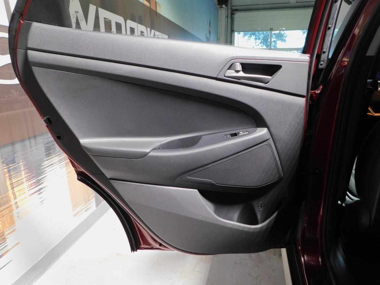 2017 Hyundai Tucson Premium Finance @ 0.99% O.A.C Photo