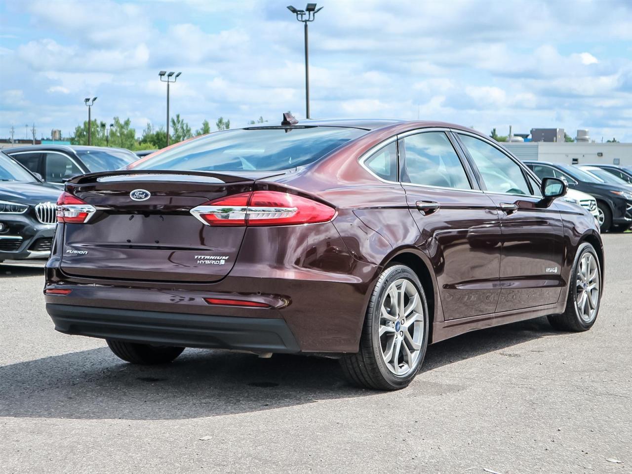 2019 Ford Fusion Hybrid HYBRID TITANIUM| LEATHER|ROOF|NAV| ADAPTIVE CRUISE Photo4