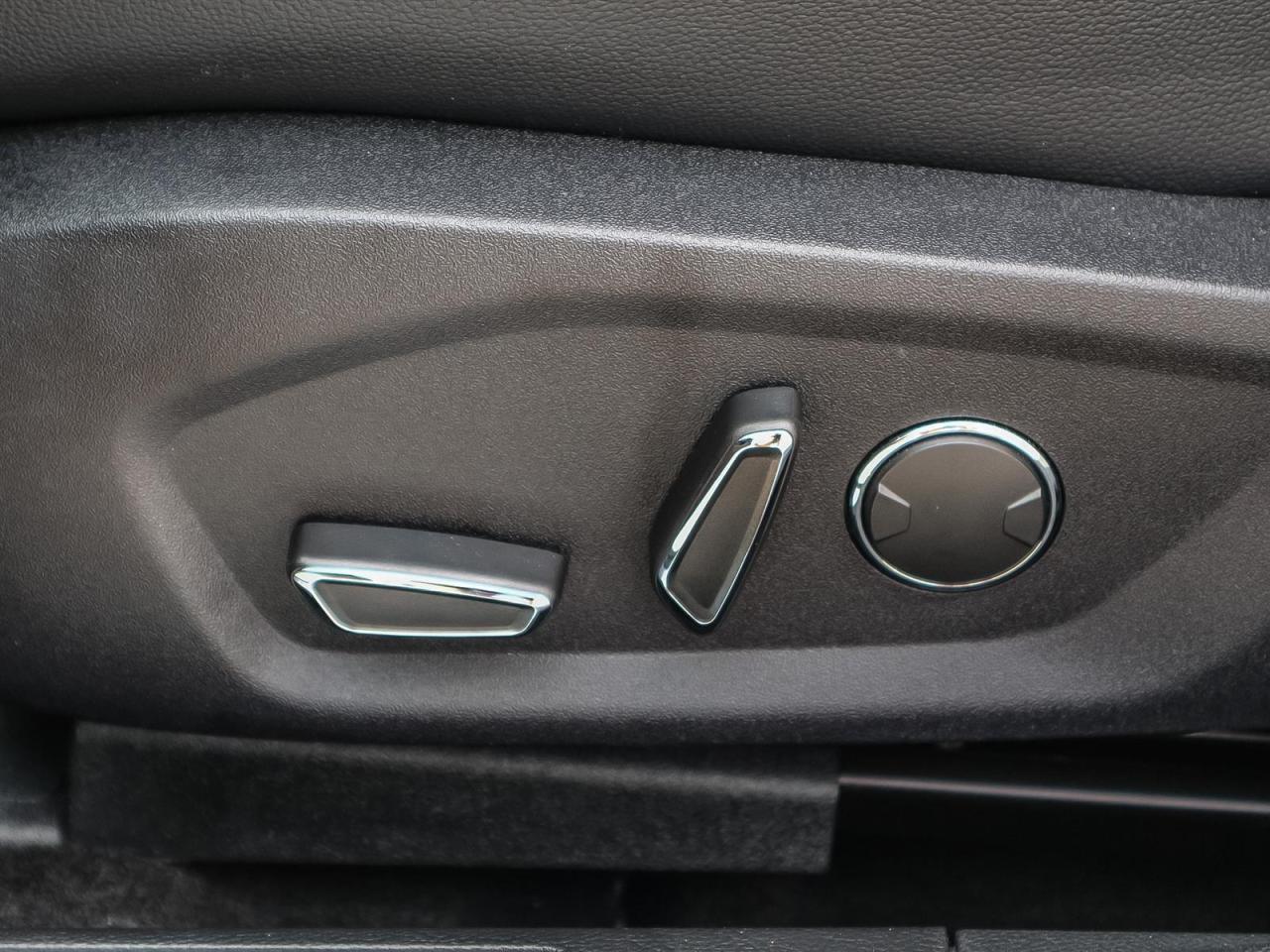 2019 Ford Fusion Hybrid HYBRID TITANIUM| LEATHER|ROOF|NAV| ADAPTIVE CRUISE Photo