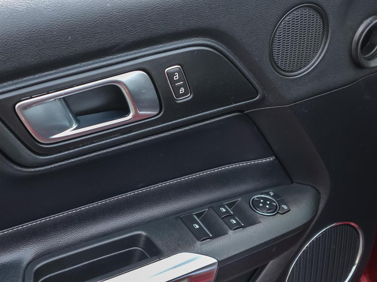 2019 Ford Mustang CONVERT PREMIUM| LOW KM| NAV| BLACK PACK| 10-SPEED| DUAL ZONE AC Photo