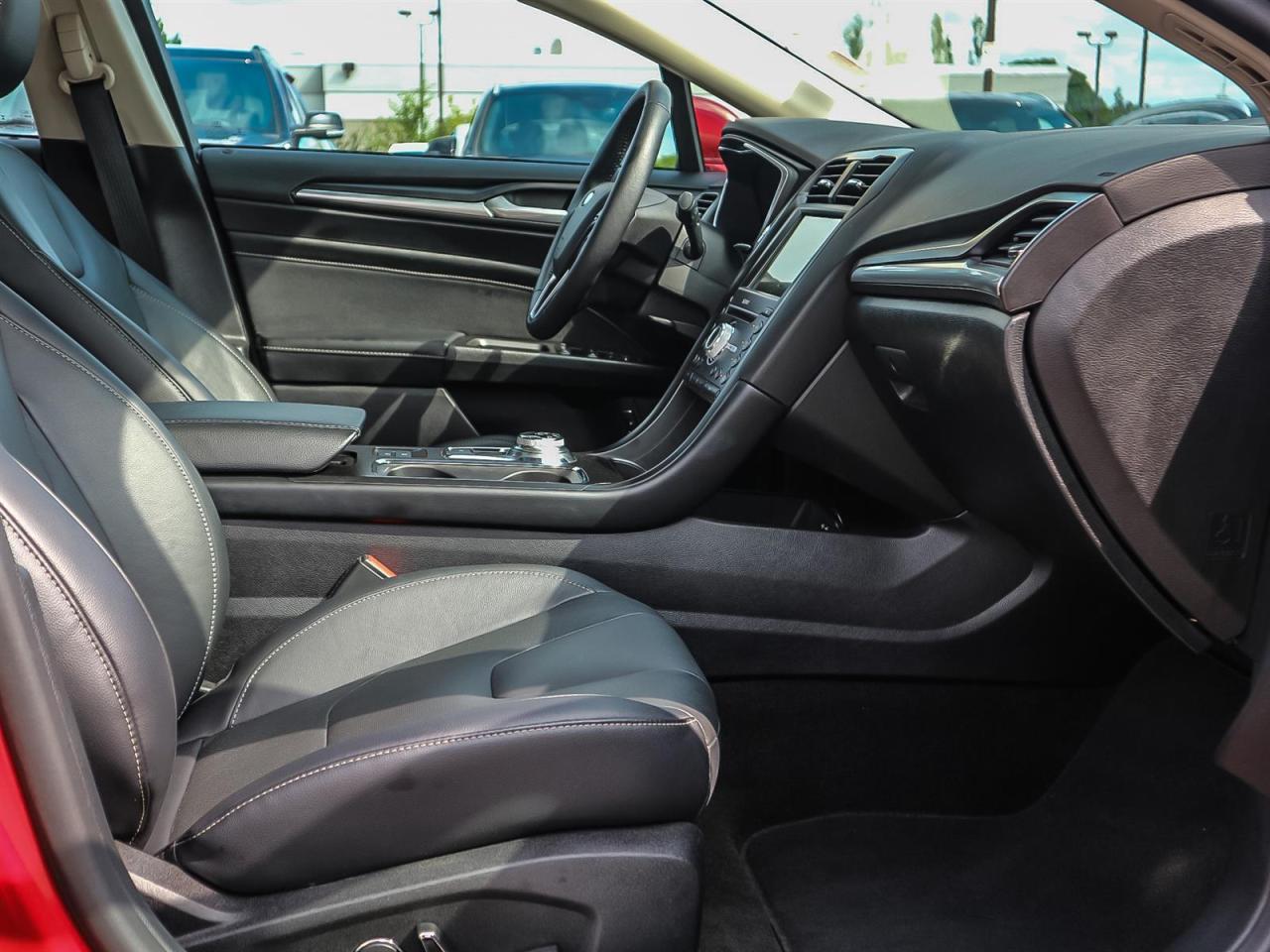 2019 Ford Fusion Hybrid HYBRID TITANIUM| LEATHER|ROOF|NAV| ADAPTIVE CRUISE Photo