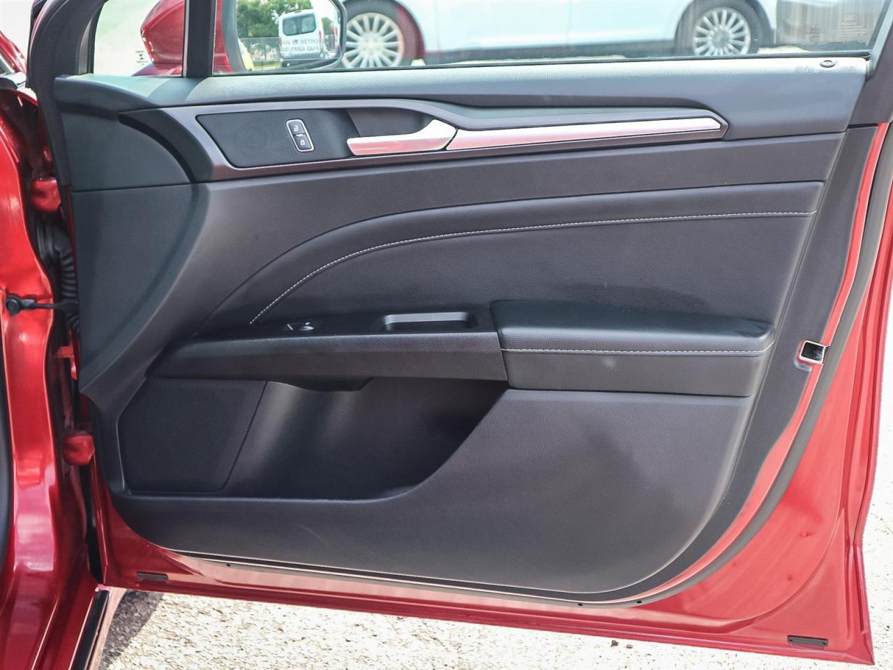 2019 Ford Fusion Hybrid HYBRID TITANIUM| LEATHER|ROOF|NAV| ADAPTIVE CRUISE Photo