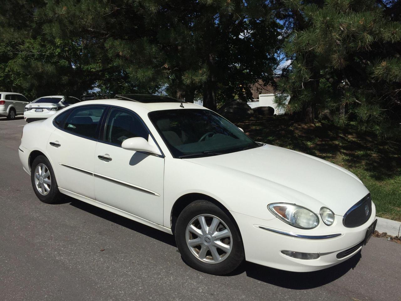 2005 Buick Allure CXL - Photo #2