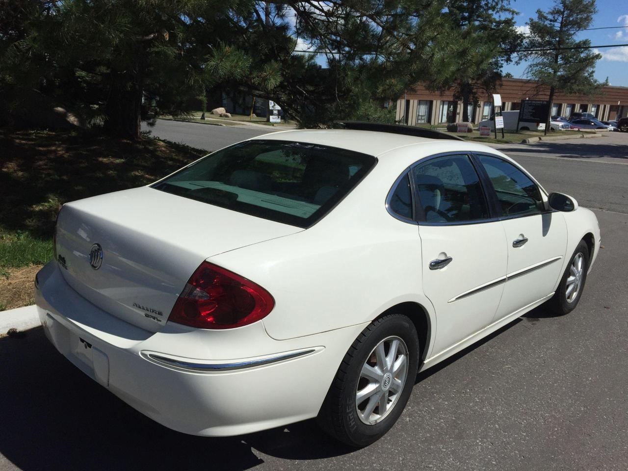 2005 Buick Allure CXL - Photo #3