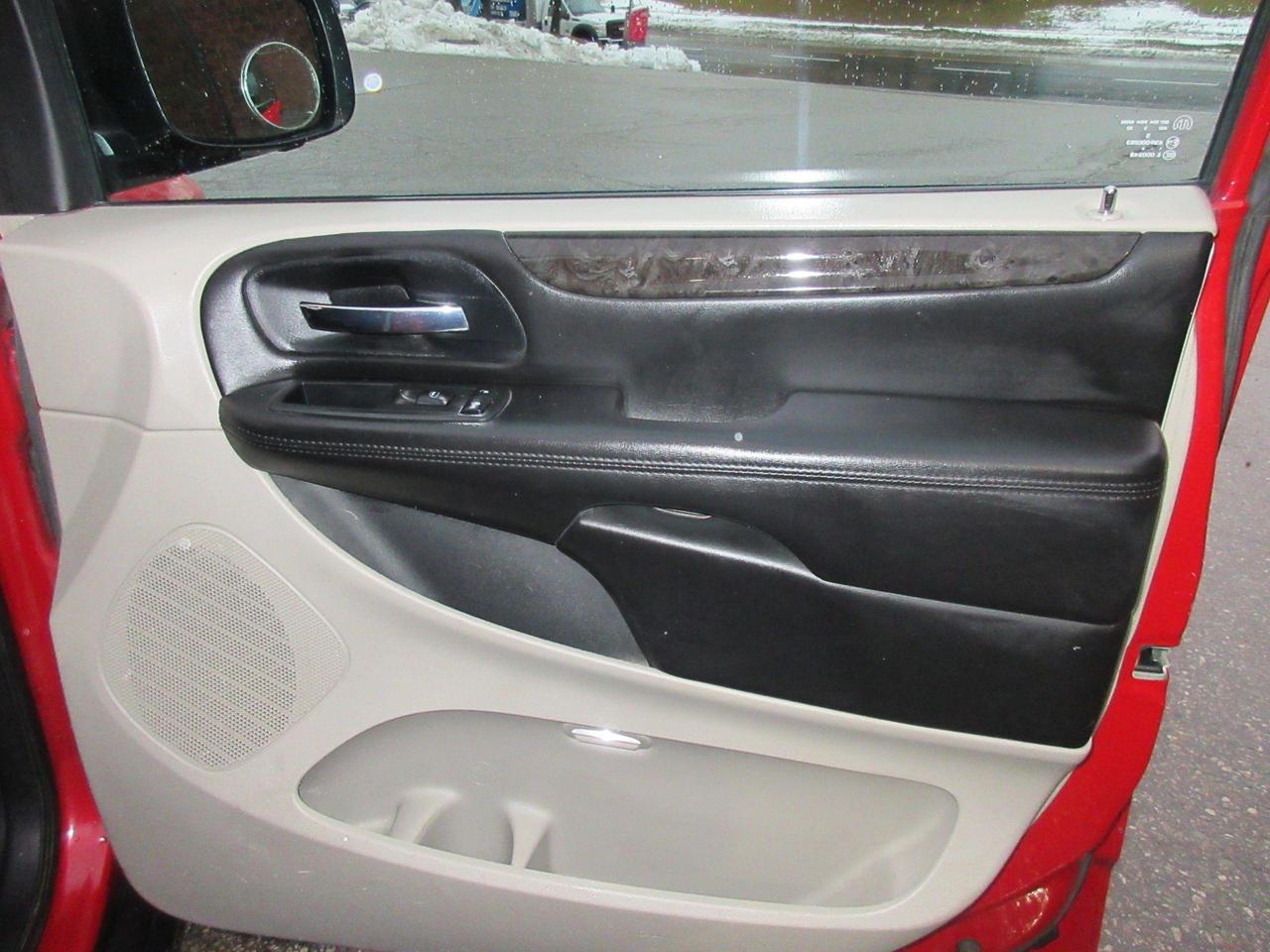 2013 RAM Cargo Van  Photo