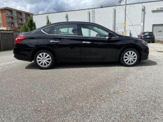 2016 Nissan Sentra SV - Photo #9