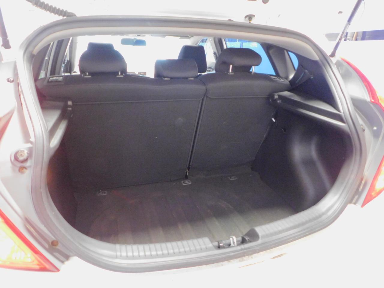 2016 Hyundai Accent SE Sunroof! Alloys! Photo