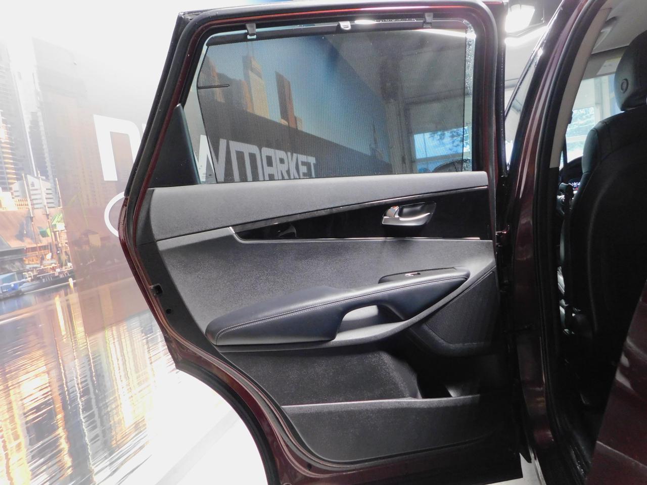 2018 Kia Sorento EX V6 Sunroof! Leather! AWD! Photo