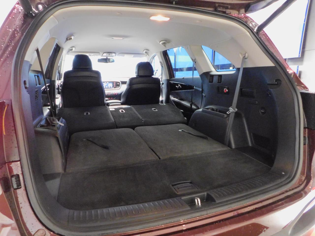 2018 Kia Sorento EX V6 Sunroof! Leather! AWD! Photo