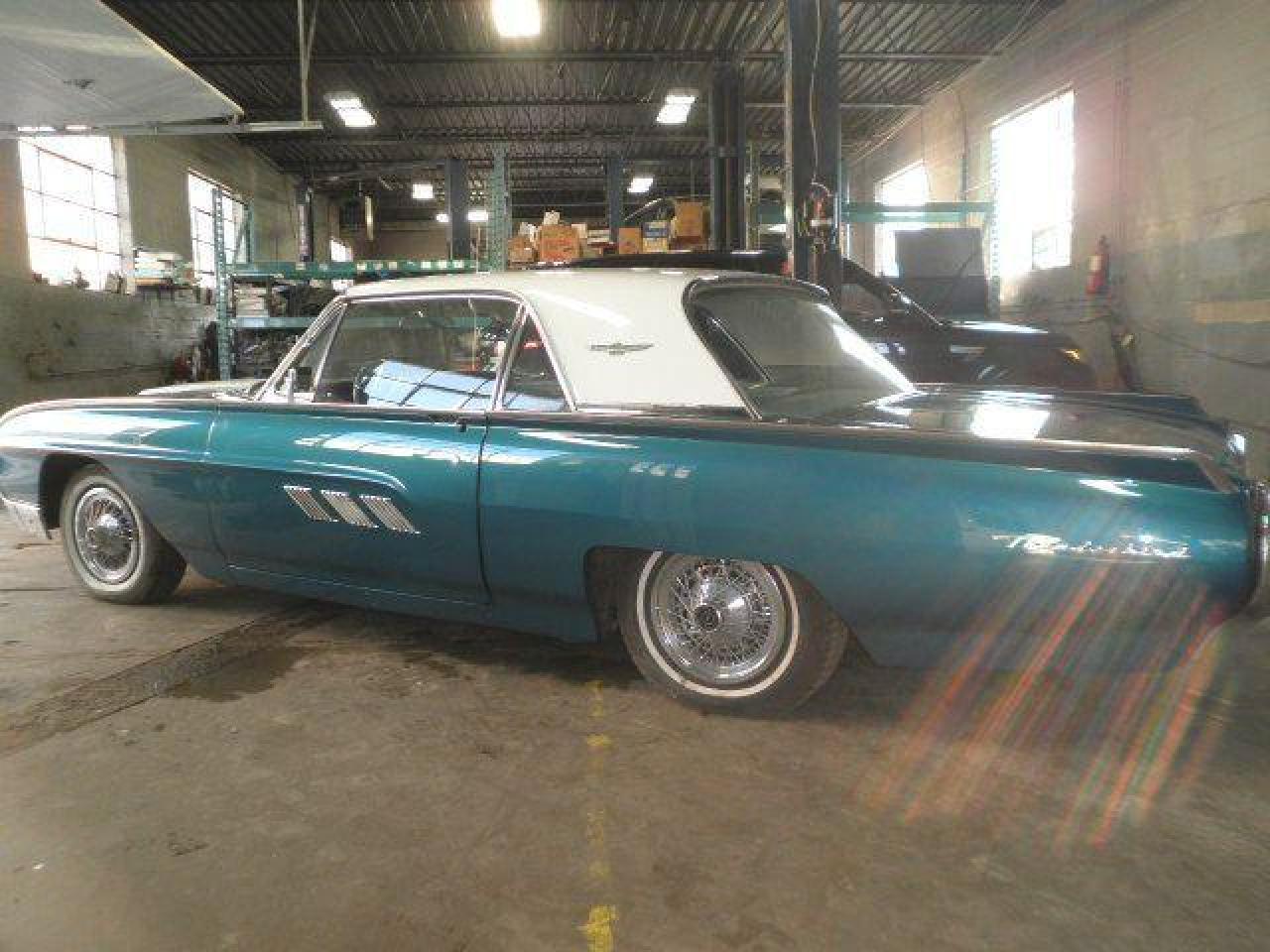 1963 Ford Thunderbird Hardtop coupe RWD Photo