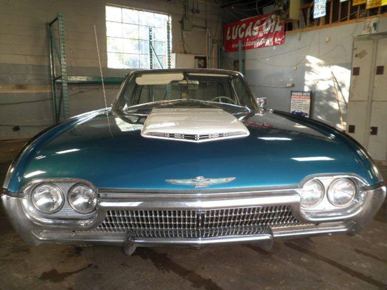 1963 Ford Thunderbird Hardtop coupe RWD Photo