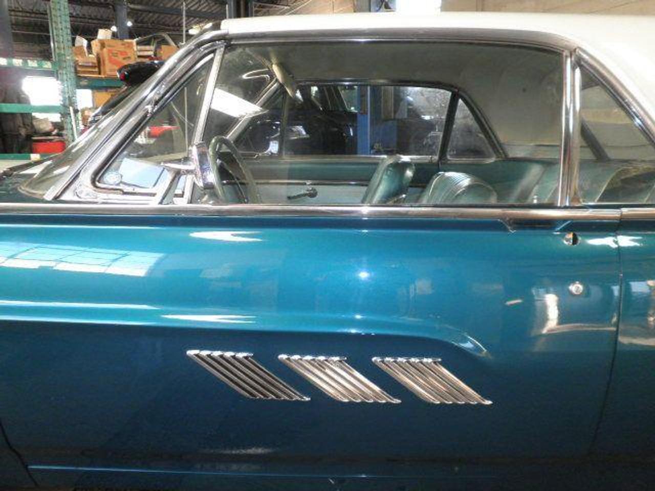 1963 Ford Thunderbird Hardtop coupe RWD Photo