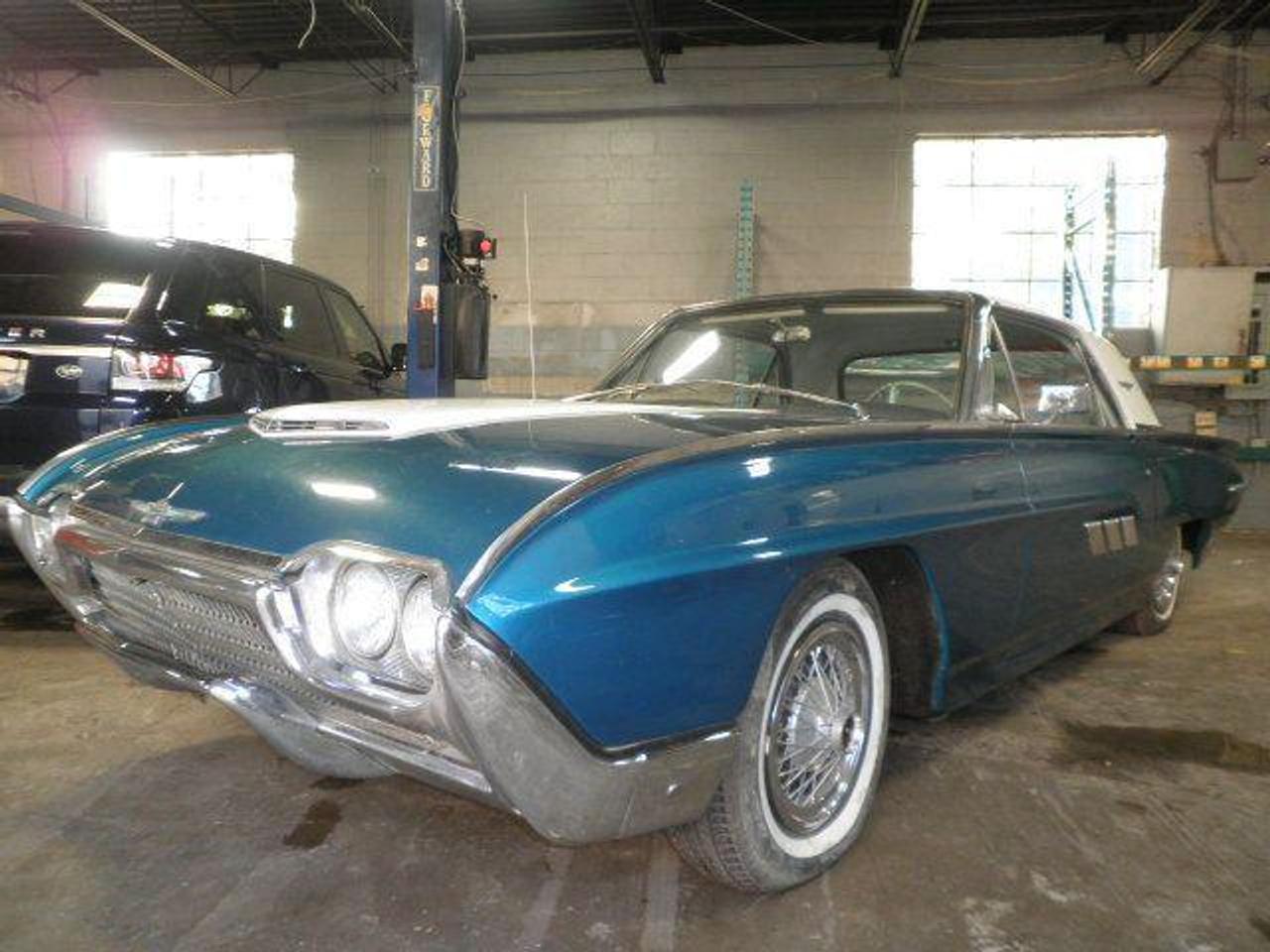1963 Ford Thunderbird Hardtop coupe RWD Photo1