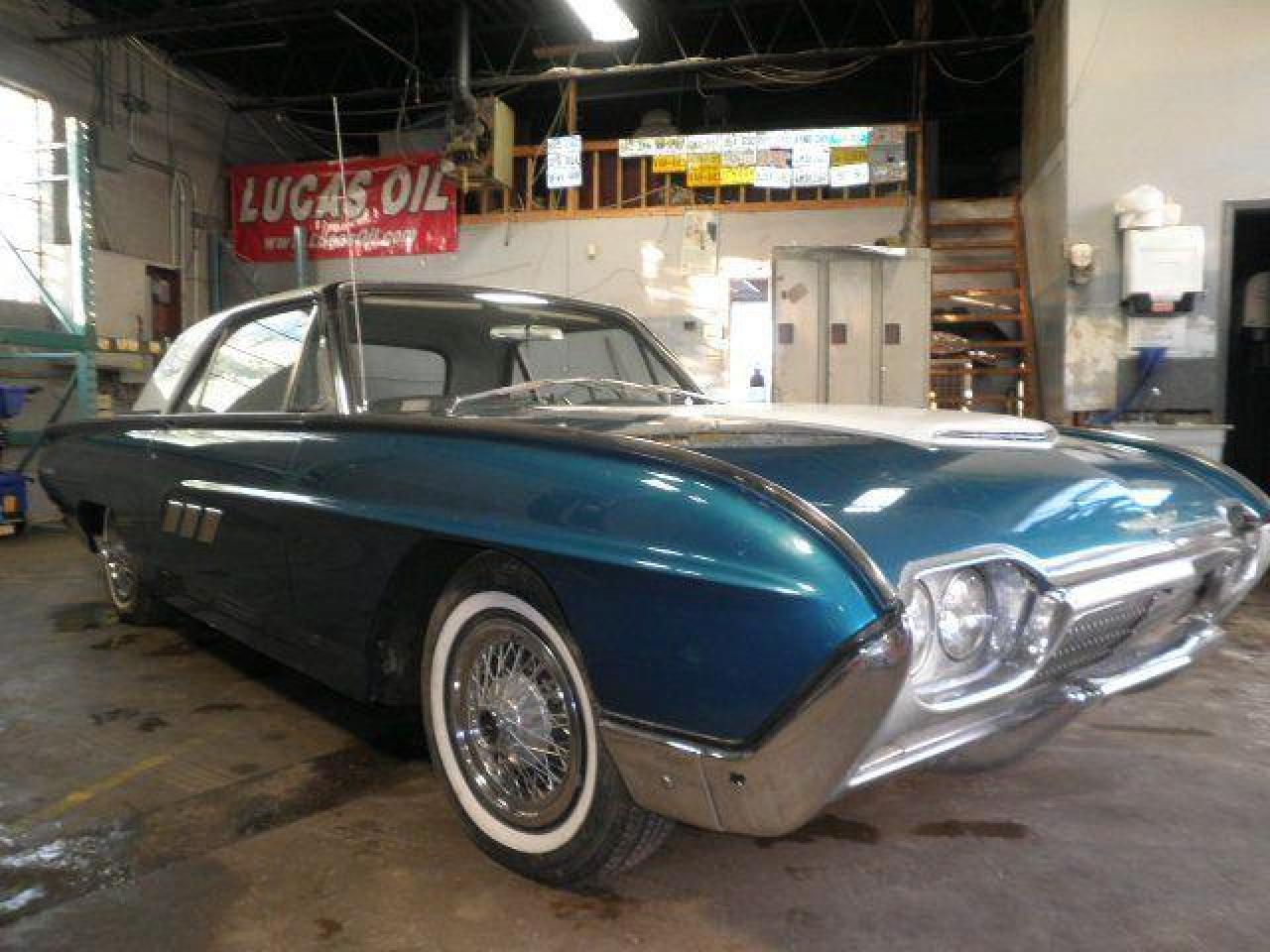 1963 Ford Thunderbird Hardtop coupe RWD Photo