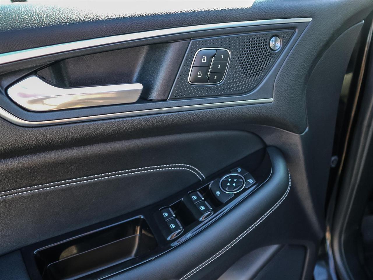 2019 Ford Edge  Photo