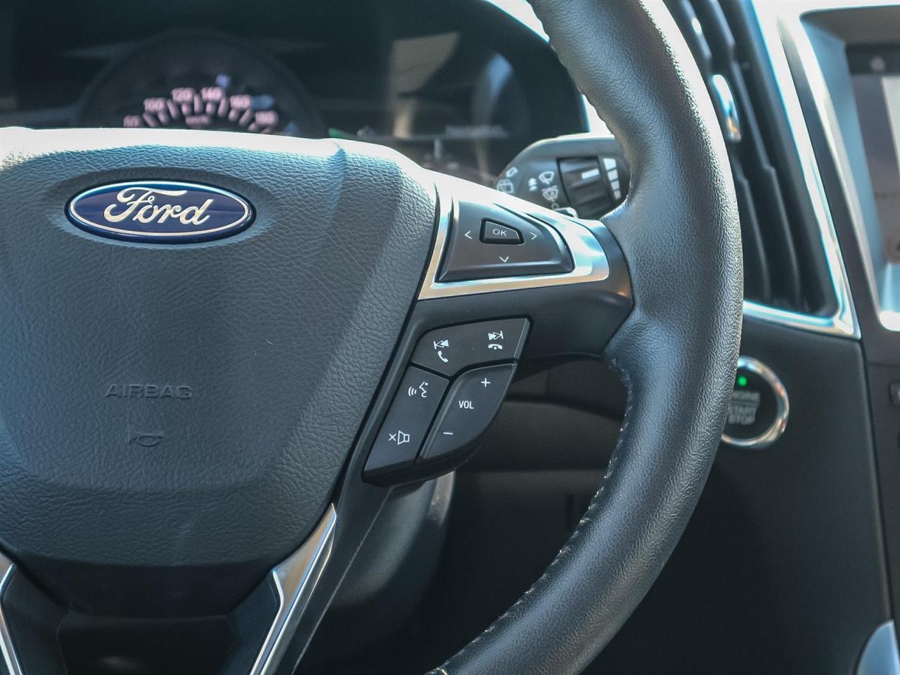 2019 Ford Edge  Photo