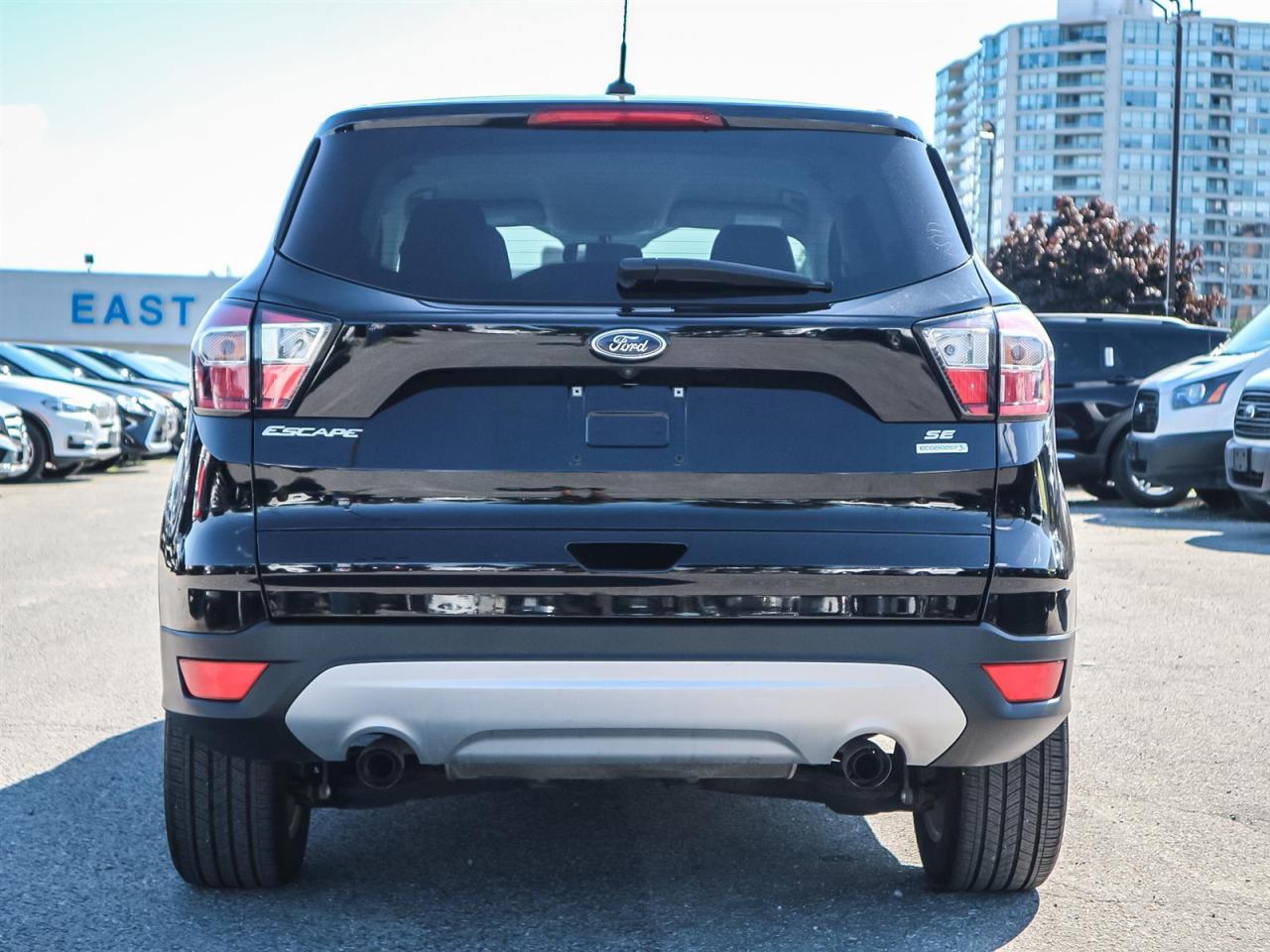 2017 Ford Escape SE|BLUETOOTH| HEATED SEATS| REV CAM| MORE Photo