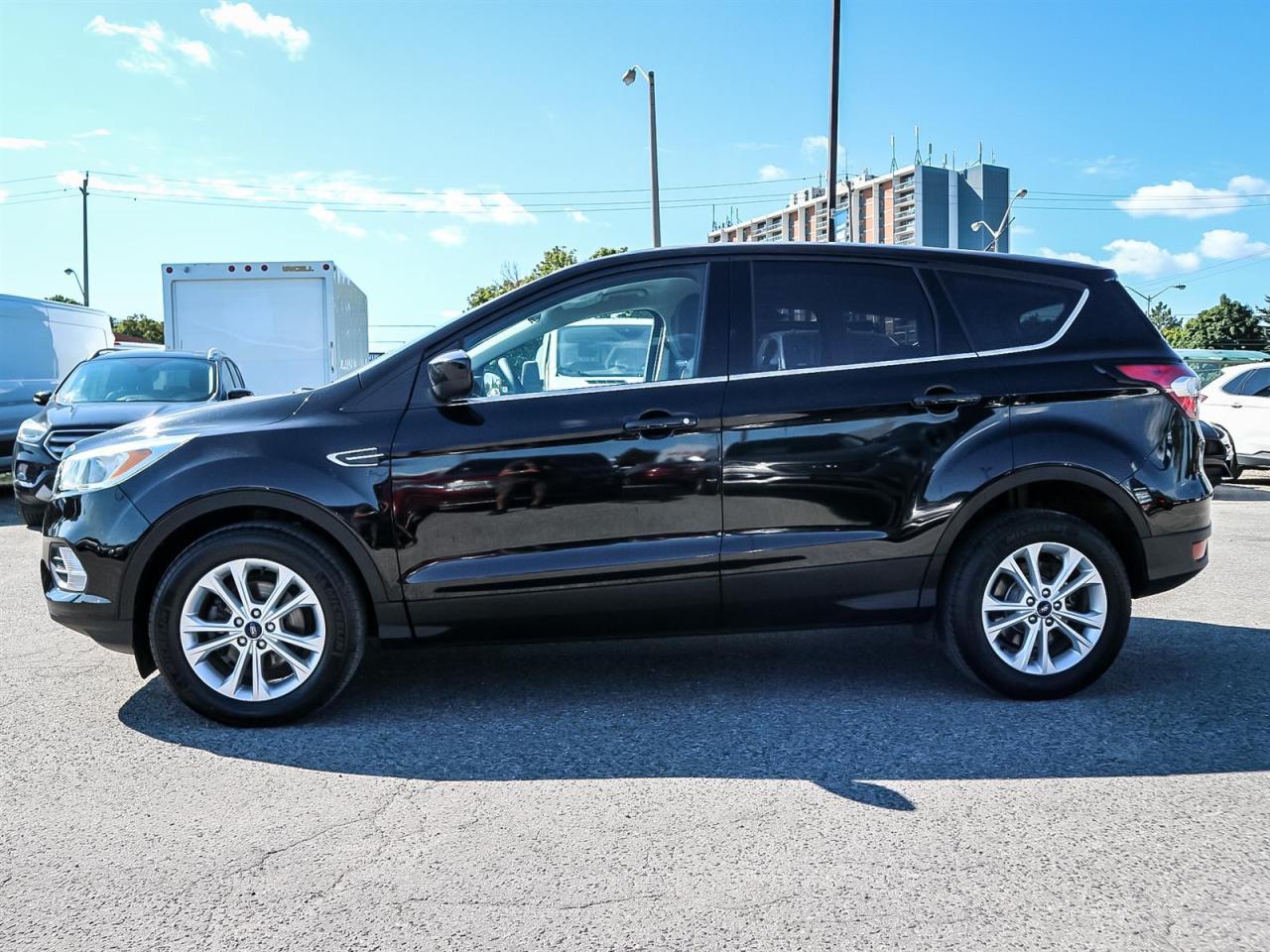 2017 Ford Escape SE|BLUETOOTH| HEATED SEATS| REV CAM| MORE Photo