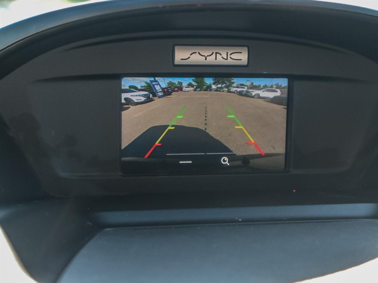 2017 Ford Escape SE|BLUETOOTH| HEATED SEATS| REV CAM| MORE Photo