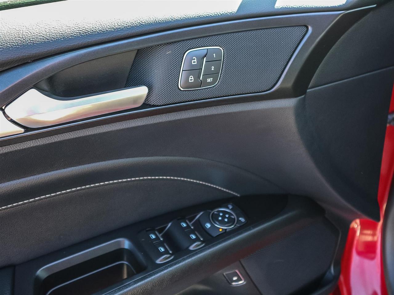 2019 Ford Fusion Hybrid HYBRID TITANIUM| LEATHER|ROOF|NAV| ADAPTIVE CRUISE Photo