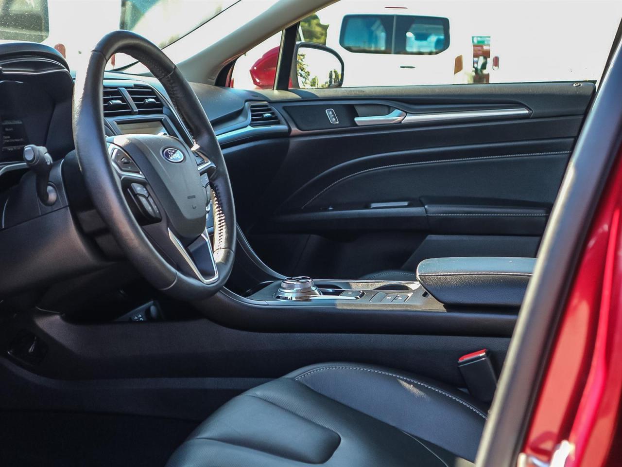 2019 Ford Fusion Hybrid HYBRID TITANIUM| LEATHER|ROOF|NAV| ADAPTIVE CRUISE Photo