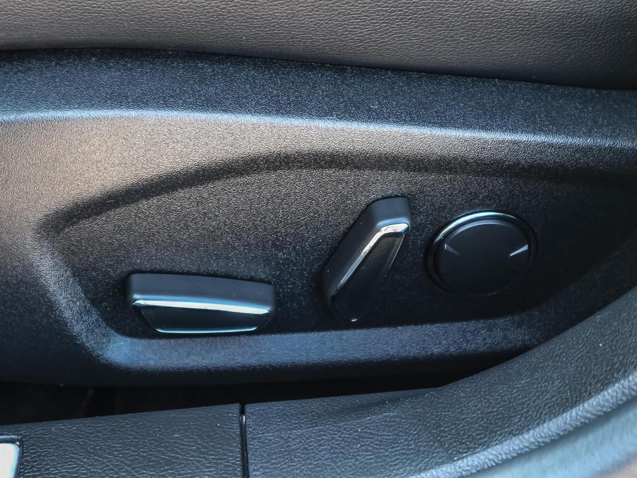 2019 Ford Fusion Hybrid HYBRID TITANIUM| LEATHER|ROOF|NAV| ADAPTIVE CRUISE Photo