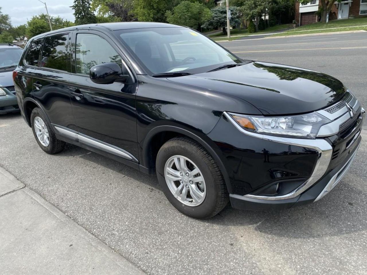 Used 2020 Mitsubishi Outlander S-AWC | 7 PASSENGER for Sale in Toronto ...