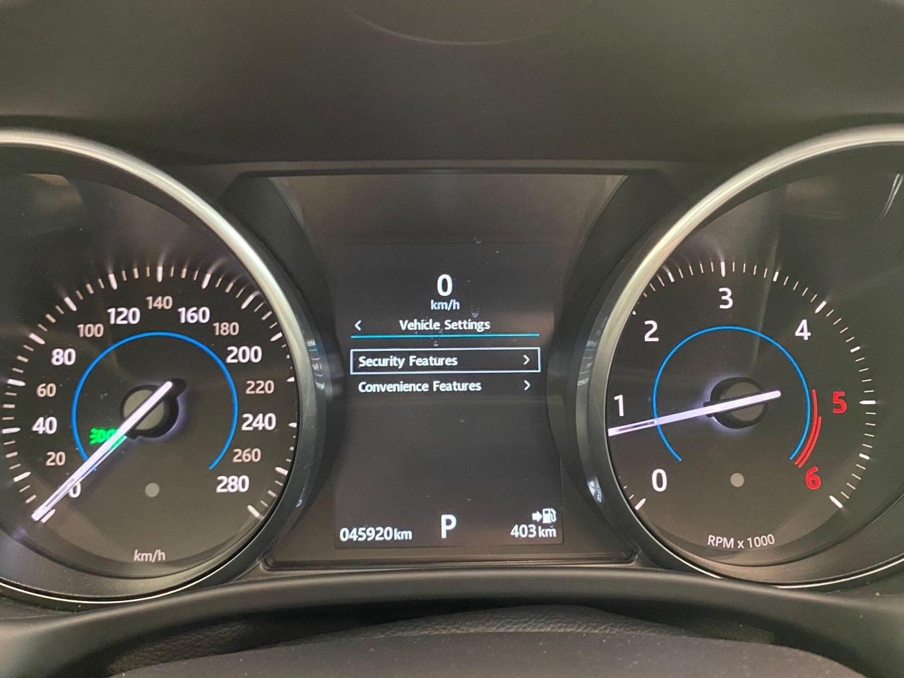 2017 Jaguar XE 20d Premium AWD+Camera+New Brakes+Accident Free - Photo #65
