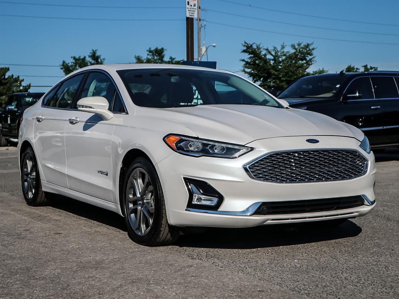 2019 Ford Fusion HYBRID Photo2